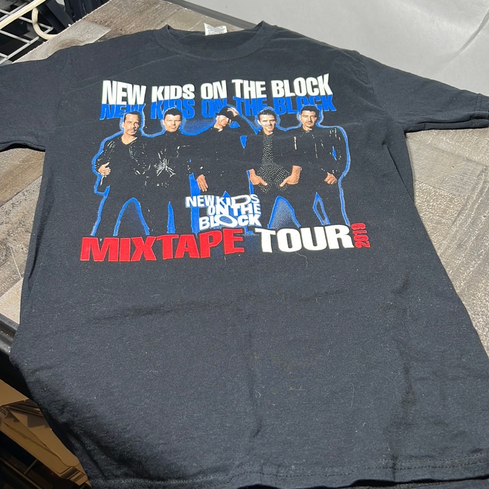 New Kids On The Block 2019 Tee Shirt Mixed Tape Tour Size Sm Cotton Dark Black